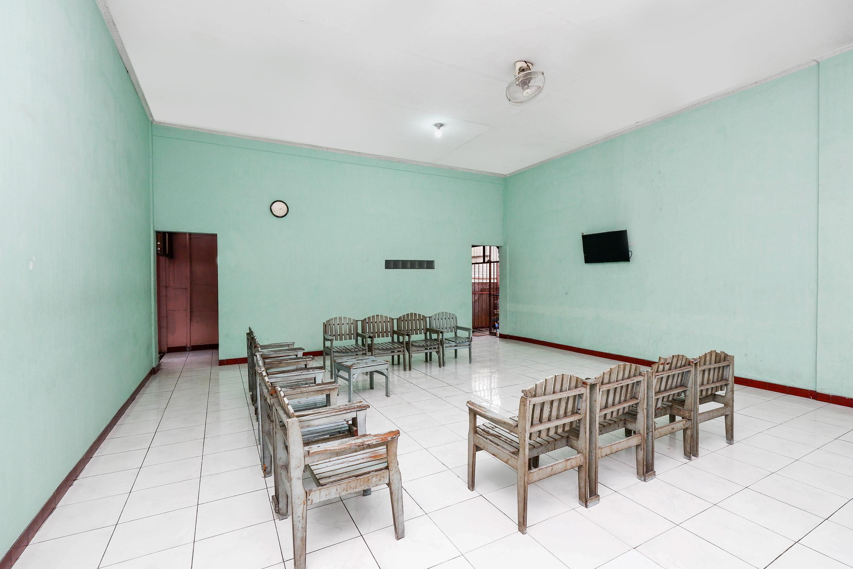 Hotel Spot On 2289 Saudara Tegal (Central Java)