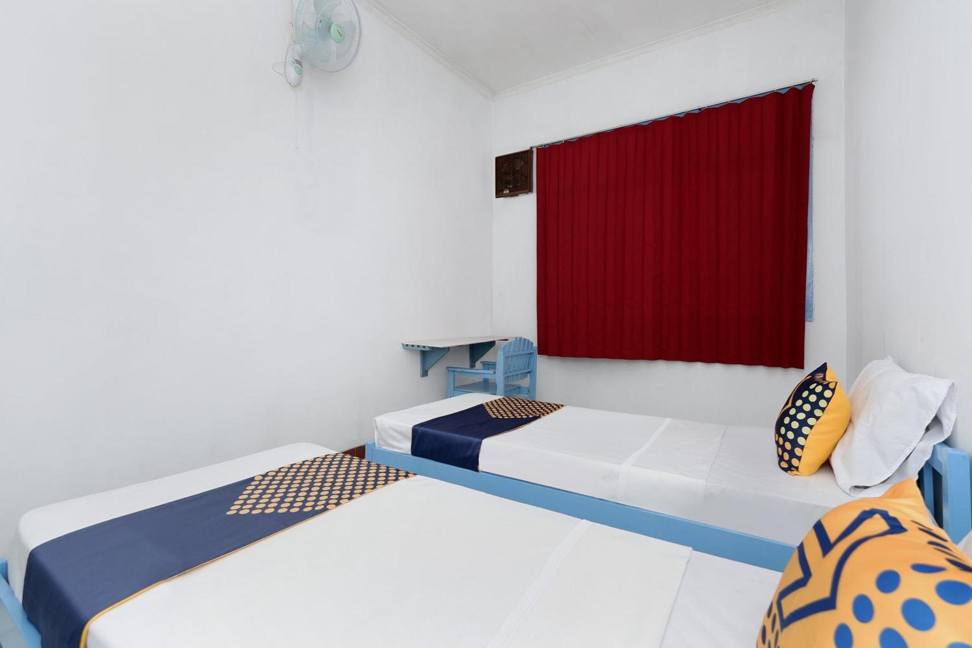 Hotel Spot On 2289 Saudara